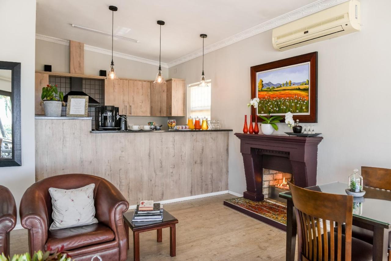 Four Palms Accommodation Durbanville Kültér fotó