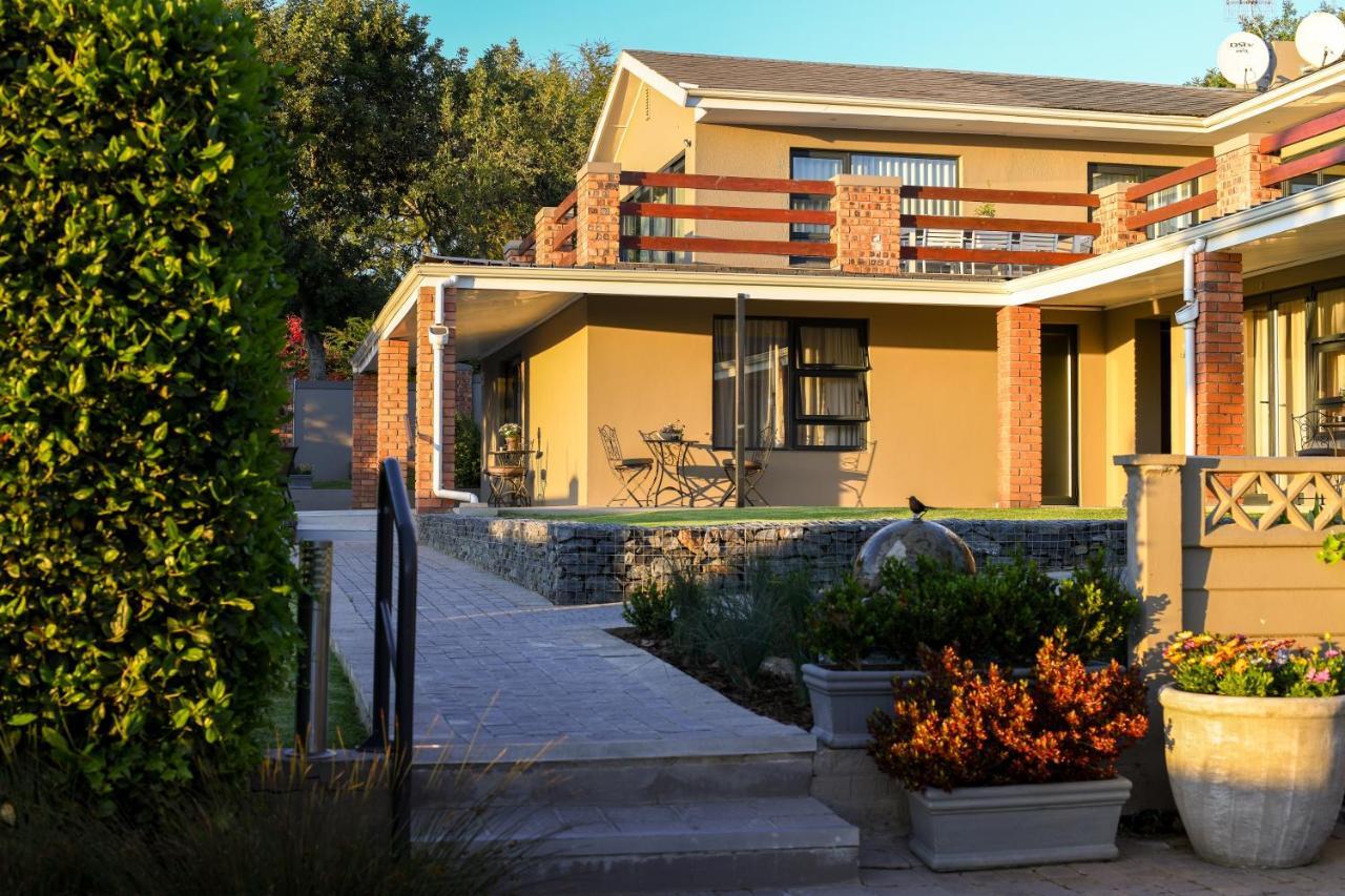 Four Palms Accommodation Durbanville Kültér fotó