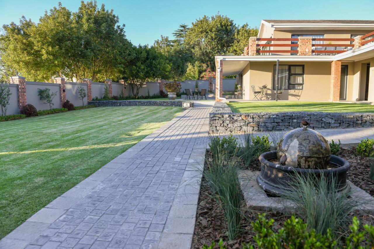 Four Palms Accommodation Durbanville Kültér fotó