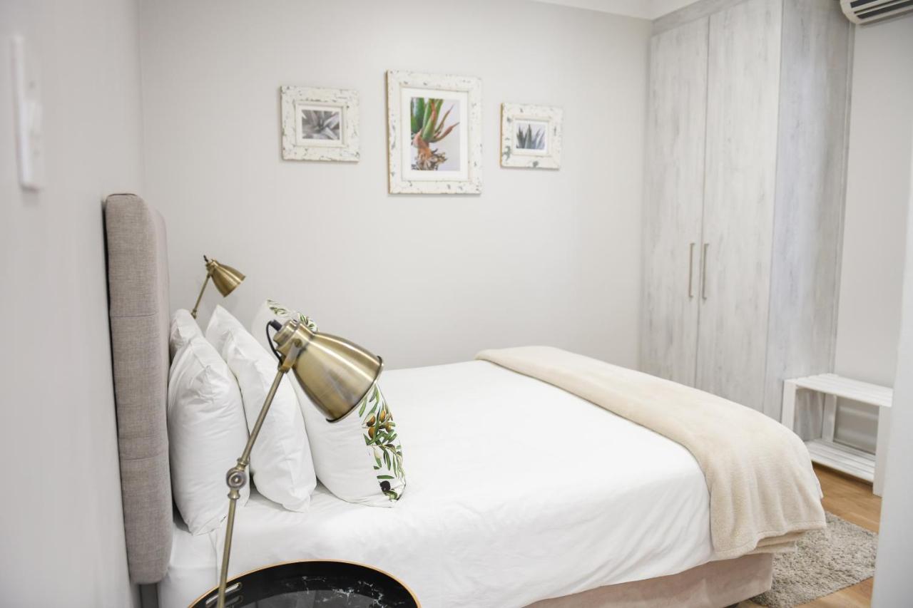 Four Palms Accommodation Durbanville Kültér fotó