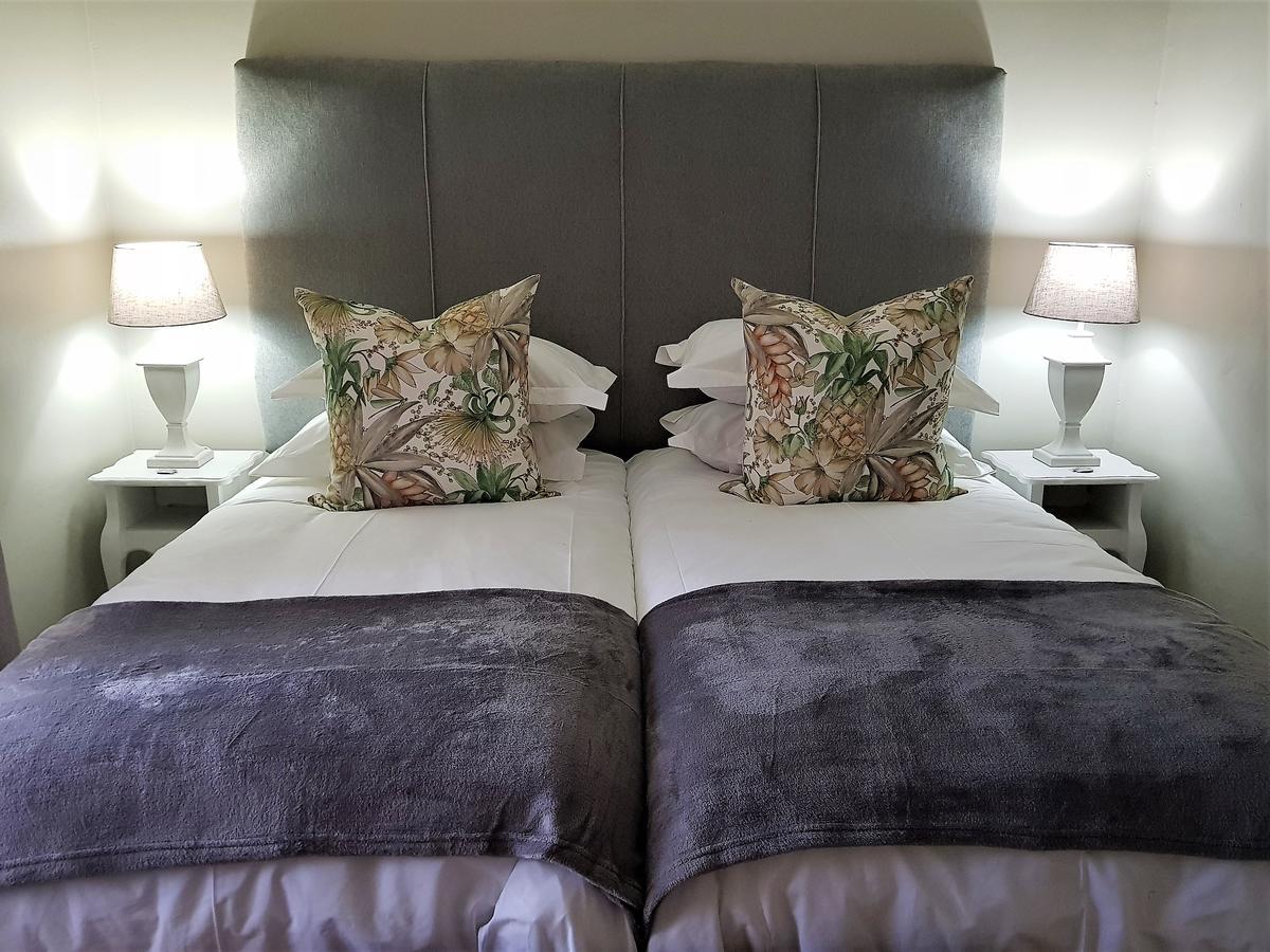 Four Palms Accommodation Durbanville Kültér fotó